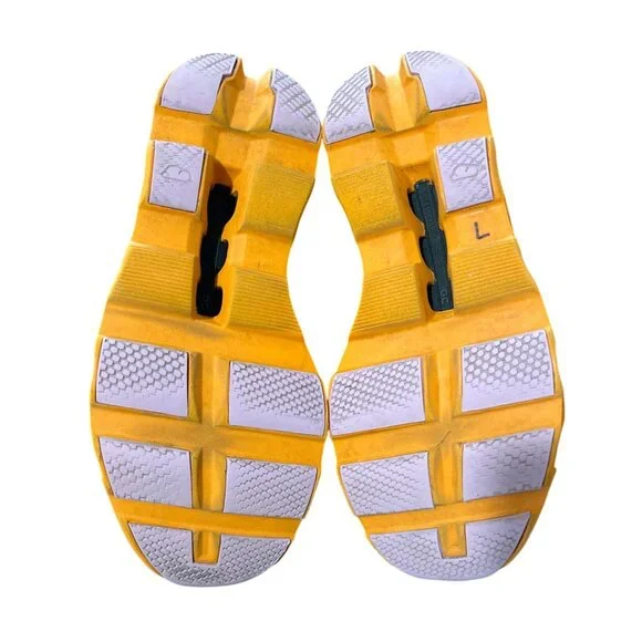 On Cloud Running Shoes Cloudmonster Fawn Turmeric Womens Size 8 - Picture 5 of 9